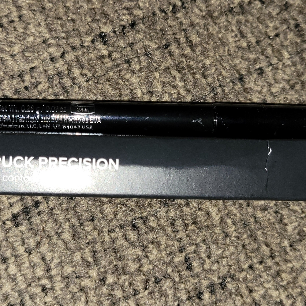 Younique Moodstruck Precision Lip Liner - Black